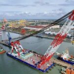 China’s Largest Double-Boom Variable-Radius Crane Ship Successfully Delivered